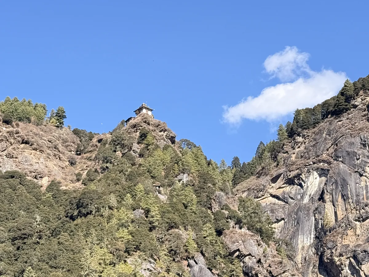 Bhutan Land of the Dragon — Thimphu, Punakha, Gangtey, Paro