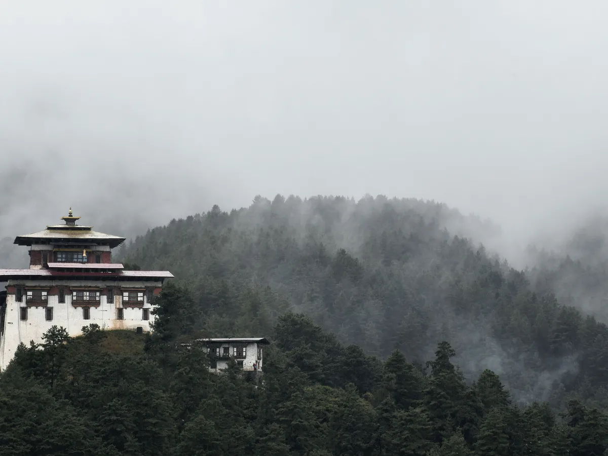 Jakar Dzong in cloud, Bumthang